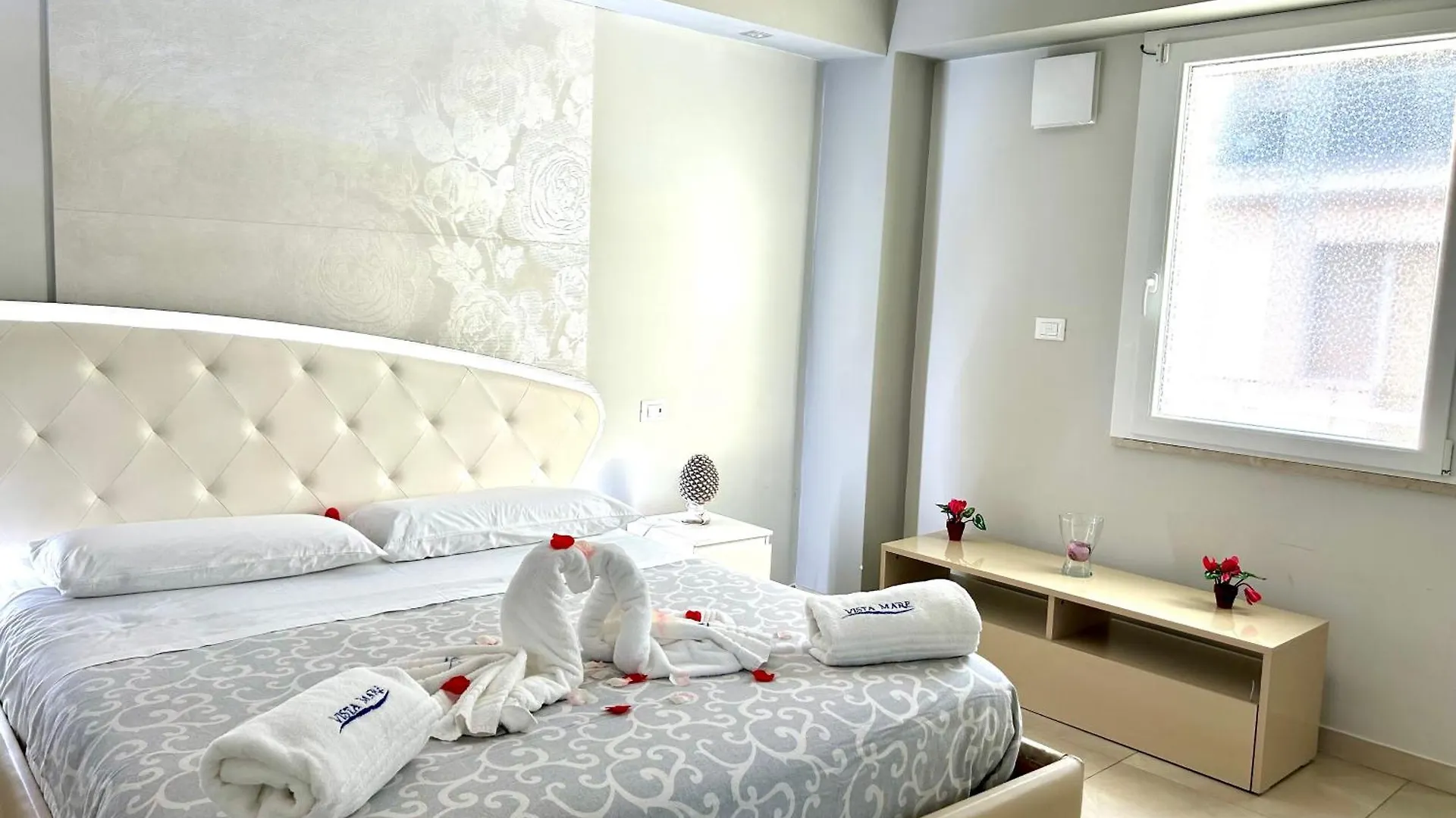 Vista Mare Apartments Giardini Naxos